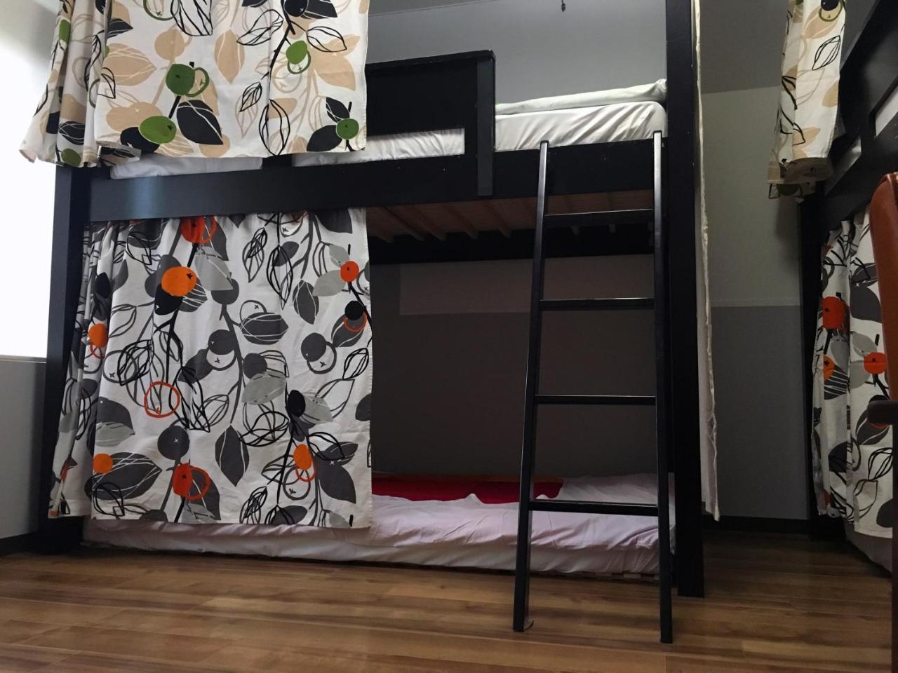 Hat'N Hat Hostel Киото Екстериор снимка